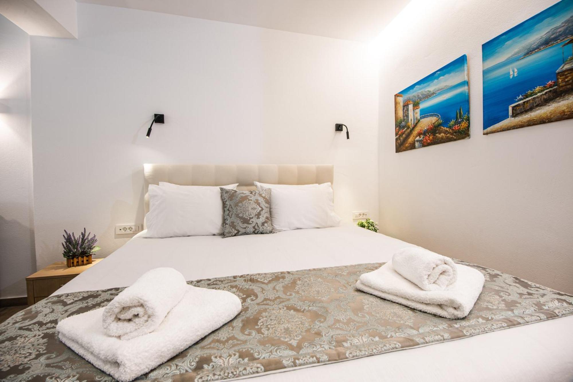 Ammos Lux Apartments Crete Агиос-Николаос Экстерьер фото
